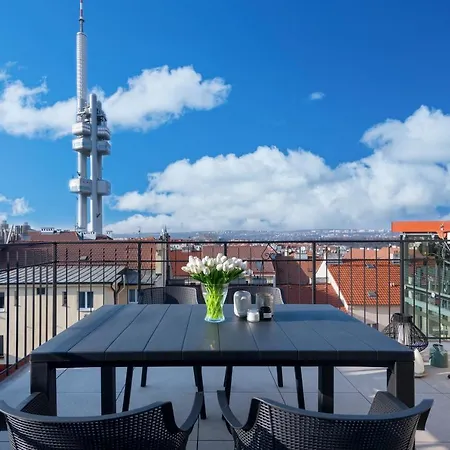 Apartmanhotel Hidden Art Boutique By Dwellfort 4*