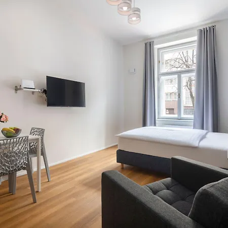 Hidden Art Boutique By Dwellfort Apartahotel Praga