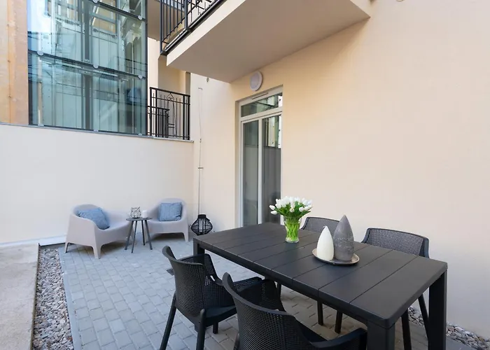 Aparthotel Hidden Art Boutique By Dwellfort 4*