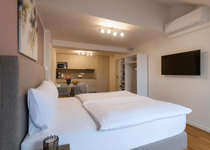 Hidden Art Boutique By Dwellfort Aparthotel 4*
