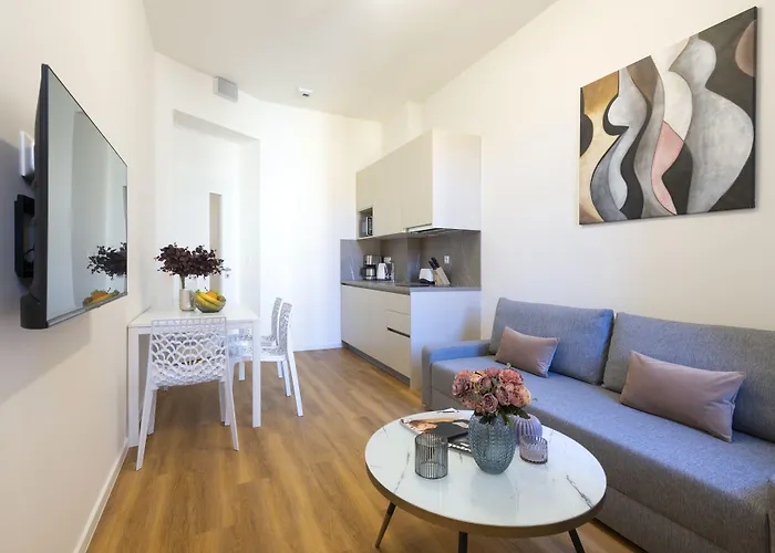 Aparthotel Hidden Art Boutique By Dwellfort 4*